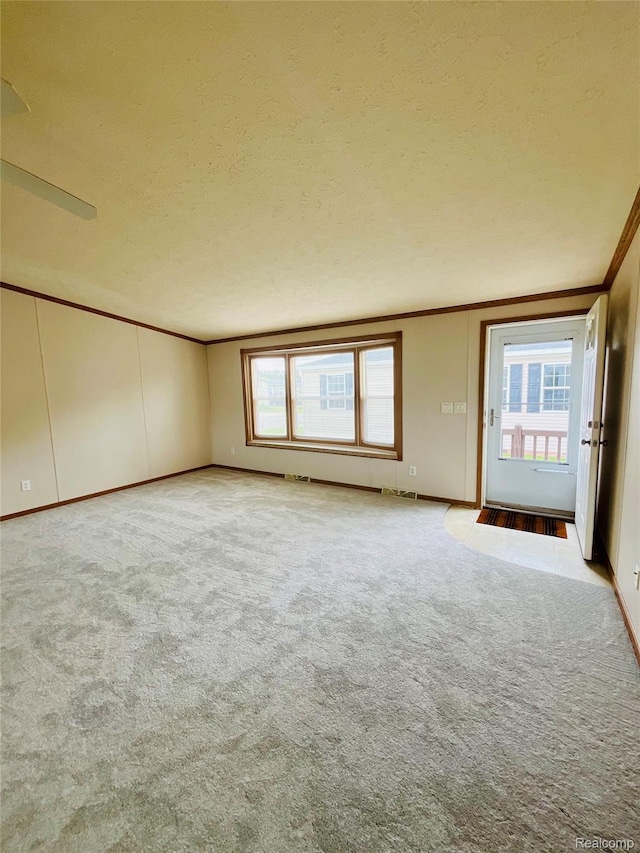 6283 Leigh Ct, Fenton, MI 48430 - photo 2