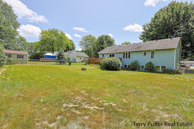 4651 Remembrance Rd NW, Grand Rapids, MI 49534 - view of yard