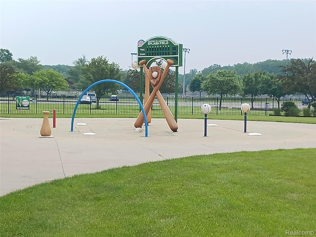11132 Cape Cod St, Taylor, MI 48180 - view of home's community