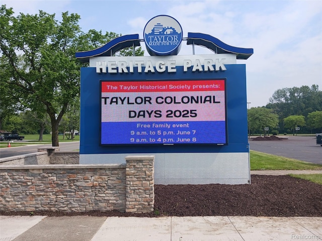 11132 Cape Cod St, Taylor, MI 48180 - exterior view