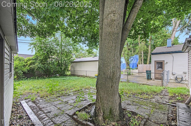 525 Marlin Ave, Royal Oak, MI 48067 - view of yard