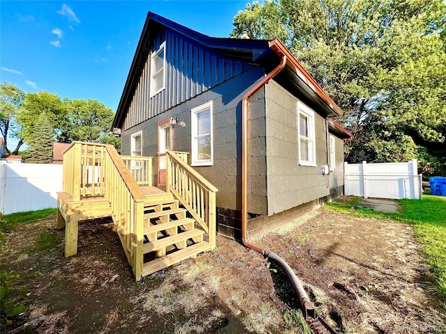23657 Hill Ave, Warren, MI 48091 - view of home's exterior with board and batten siding