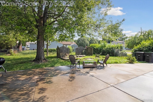8025 Mayfair St, Taylor, MI 48180 - view of patio / terrace