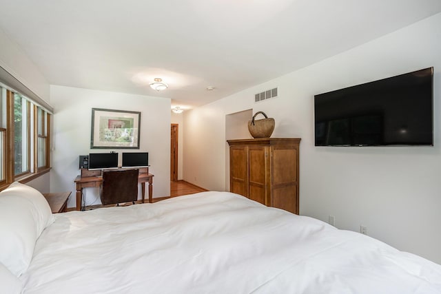 6368 E Lake Ln, Sawyer, MI 49125 - view of bedroom