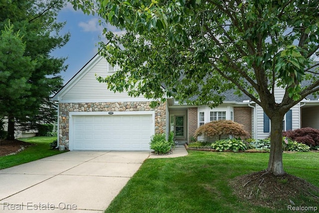 3529 Grove Ln, Auburn Hills, MI 48326 - photo 1