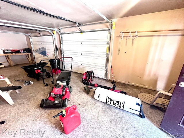 7949 Church Rd, Grosse Ile, MI 48138 - view of garage