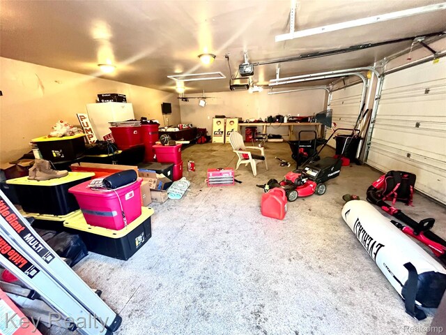 7949 Church Rd, Grosse Ile, MI 48138 - view of garage