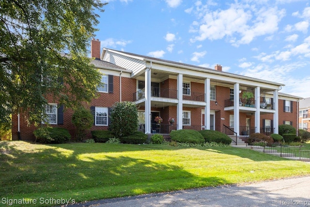 27671 W Echo Vly, Farmington Hills, MI 48334 - photo 1