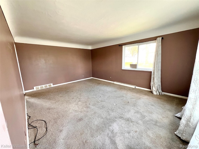 913 Cameron Ave, Pontiac, MI 48340 - spare room with carpet