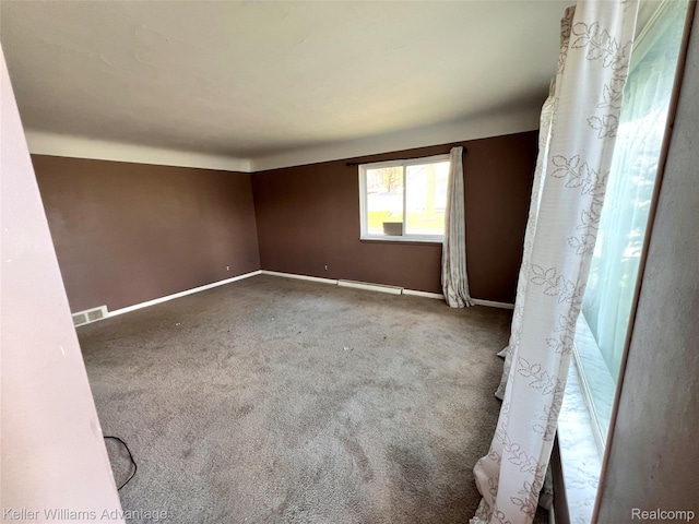 913 Cameron Ave, Pontiac, MI 48340 - unfurnished room with baseboards and carpet floors