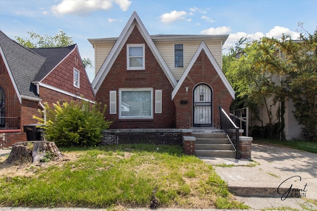 16630 Tracey St, Detroit, MI 48235 - tudor home with brick siding