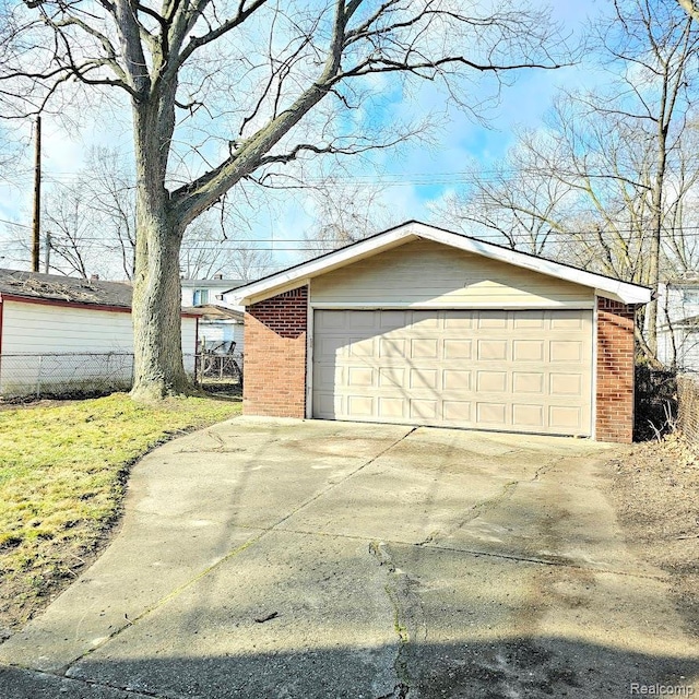 26495 Monticello St, Inkster, MI 48141 - view of detached garage