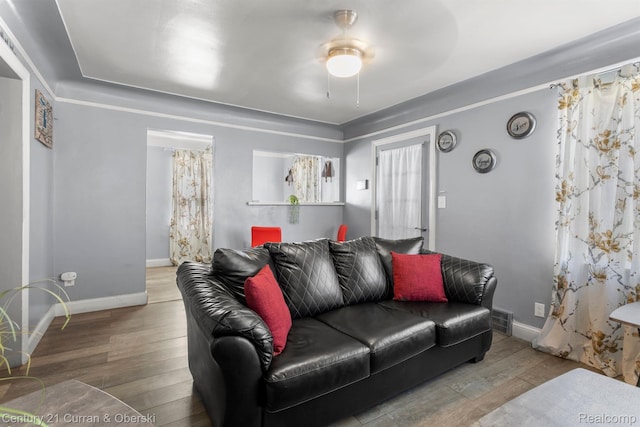 11670 Marlowe St, Detroit, MI 48227 - living room featuring hardwood / wood-style flooring