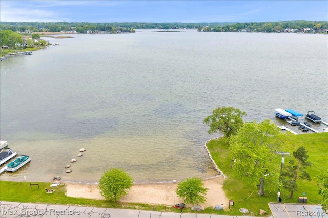 2222 Garland St, Sylvan Lake, MI 48320 - drone / aerial view of a nearby body of water