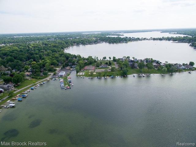 2222 Garland St, Sylvan Lake, MI 48320 - drone / aerial view of a large body of water