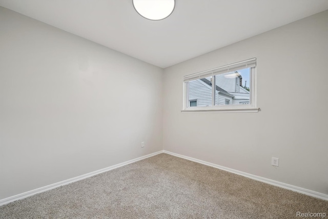 11020 Jewett Ave, Warren, MI 48089 - spare room with carpet and baseboards