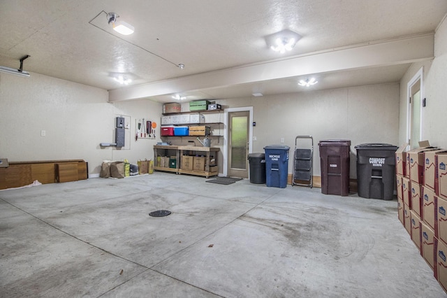 13 Regent Dr, Ann Arbor, MI 48104 - view of garage