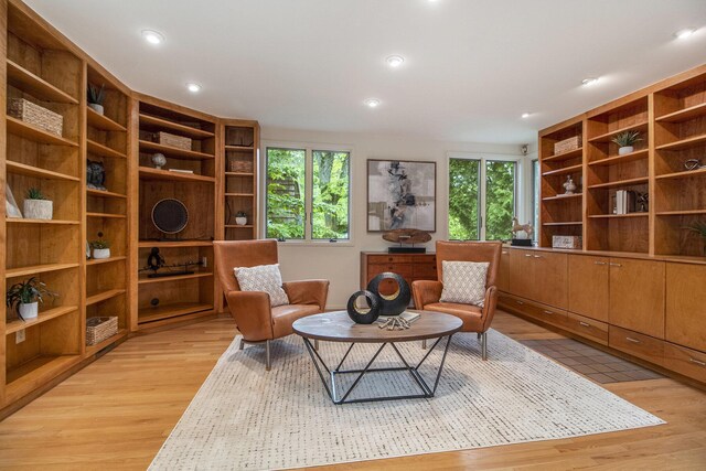 13 Regent Dr, Ann Arbor, MI 48104 - living area featuring light wood-style flooring and recessed lighting