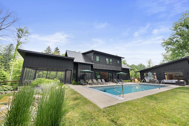 15461 Lakeshore Rd, Lakeside, MI 49116 - photo 1