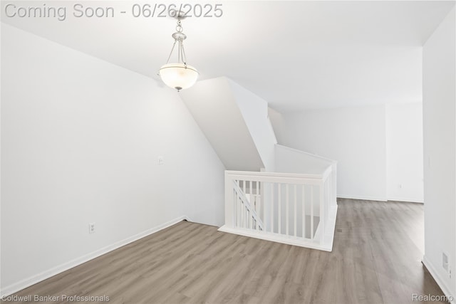 880 Seville Row, Detroit, MI 48202 - bonus room with wood finished floors and baseboards