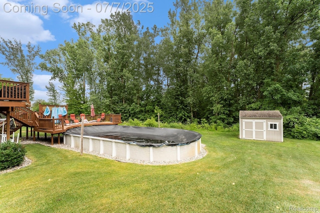 2390 Torrey Grove Ct, Fenton, MI 48430 - view of grassy yard with a deck, a storage shed, and a covered pool