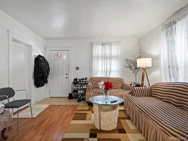 11727 Fleming St, Hamtramck, MI 48212 - view of living room