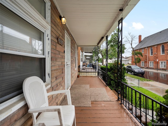 11727 Fleming St, Hamtramck, MI 48212 - view of wooden porch