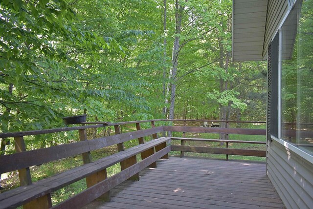 4467 S Forthill Dr, Suttons Bay, MI 49682