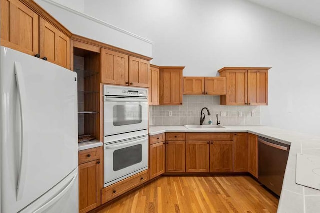 3730 E Shore Dr, Portage, MI 49002