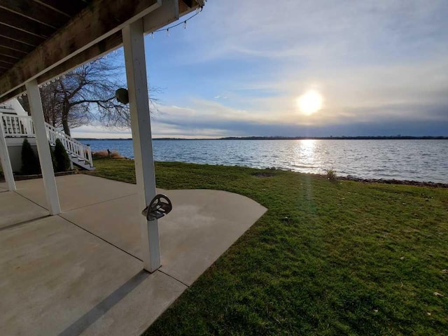 3730 E Shore Dr, Portage, MI 49002