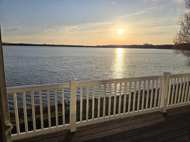 3730 E Shore Dr, Portage, MI 49002
