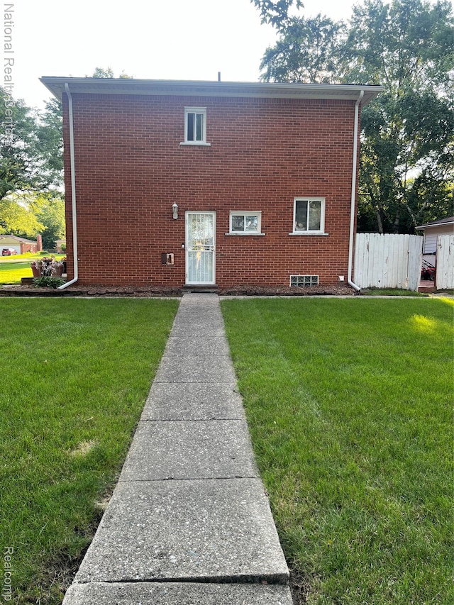 20120 N Covington Pkwy, Southfield, MI 48221 - view of front of home with a front lawn and brick siding
