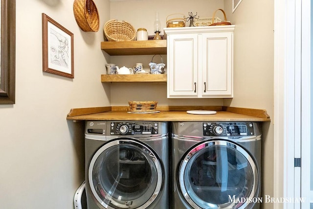 1728 N Brandon Ridge Dr NW, Walker, MI 49544 - laundry room with independent washer and dryer and cabinet space