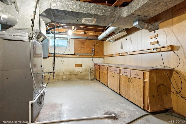 42424 Bradner Ct, Plymouth, MI 48170 - basement featuring electric panel and heating unit