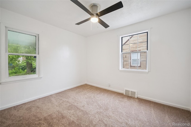 25895 Annapolis St, Dearborn Heights, MI 48125 - unfurnished room with carpet floors and ceiling fan