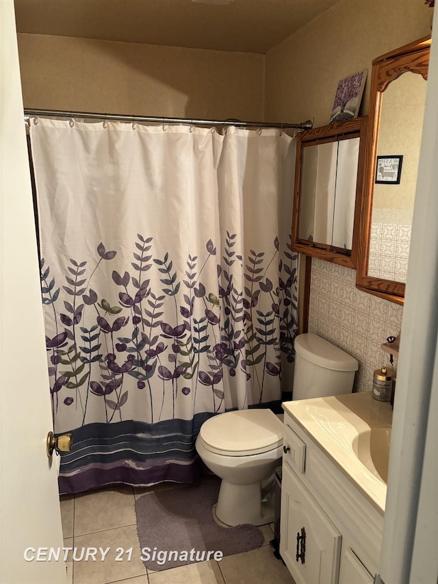 11424 Hazel Ave, Grand Blanc, MI 48439 - full bath with vanity, tile patterned flooring, and curtained shower