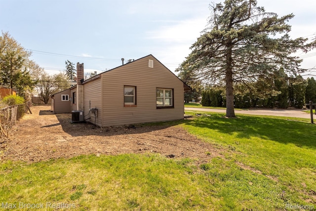 165 W Colgate Ave, Pontiac, MI 48340 - view of property exterior featuring a central AC unit