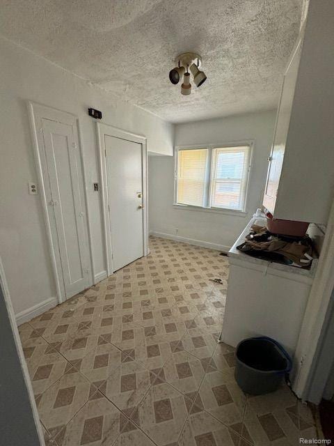 15376 Steel St, Detroit, MI 48227 - photo 16