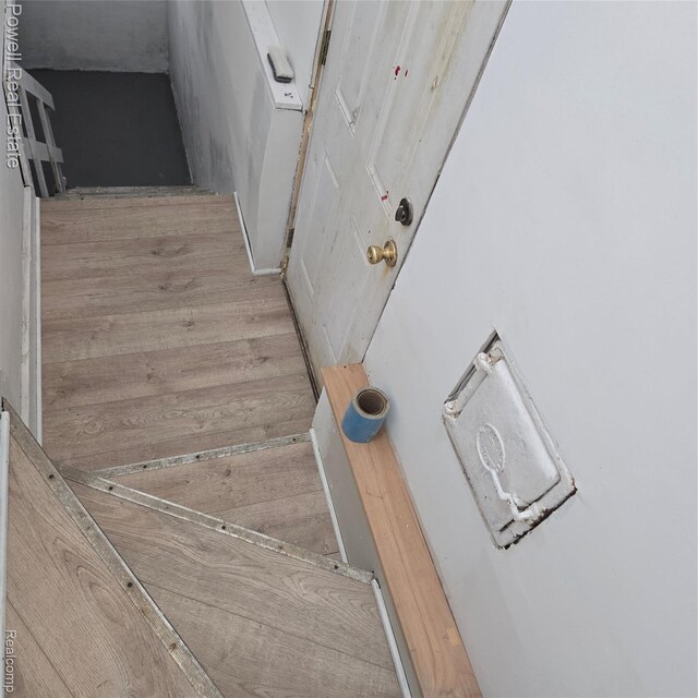4670 Devonshire Rd, Detroit, MI 48224 - detailed view of wood finished floors