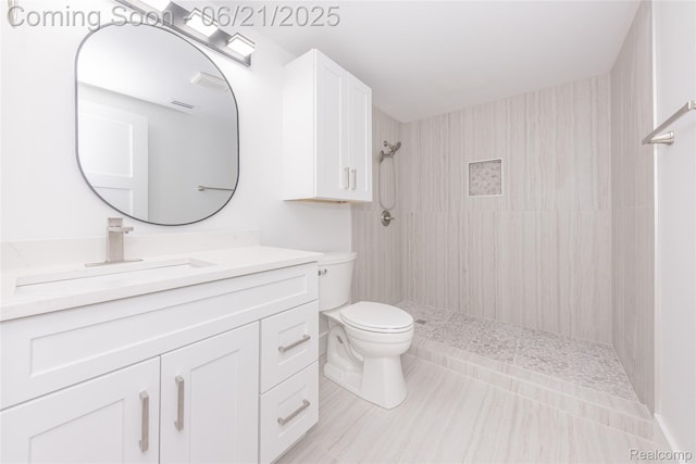 3145 Point Of The Woods Dr, West Bloomfield, MI 48324 - full bathroom featuring tiled shower and vanity