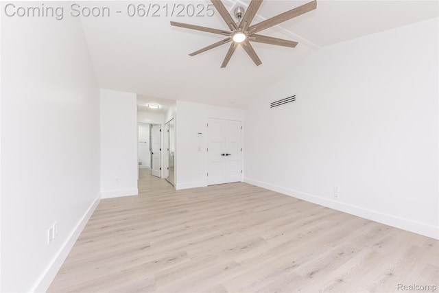 3145 Point Of The Woods Dr, West Bloomfield, MI 48324 - unfurnished room featuring a ceiling fan, vaulted ceiling, and light wood-type flooring