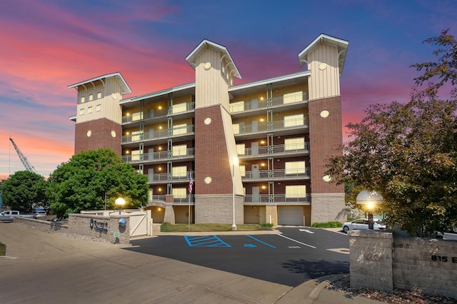 815 E Wells St Unit 403, South Haven, MI 49090 - photo 1