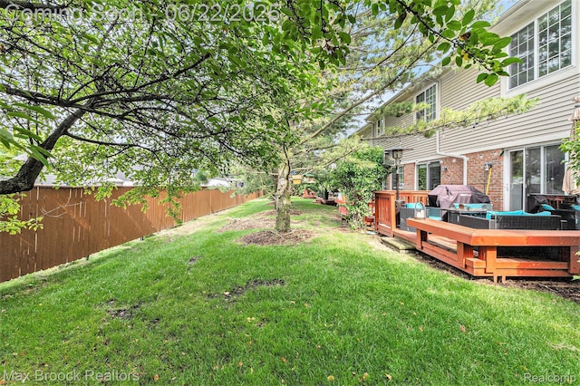 417 James Cir, Royal Oak, MI 48067 - view of yard with a wooden deck
