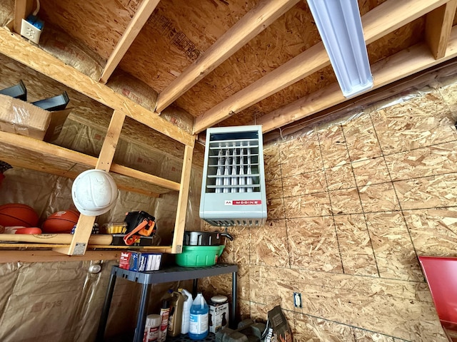 8021 Mclain Ave, Lambertville, MI 48144 - detailed view of a heating unit