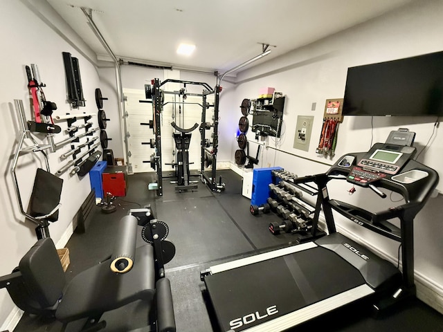8021 Mclain Ave, Lambertville, MI 48144 - view of workout area