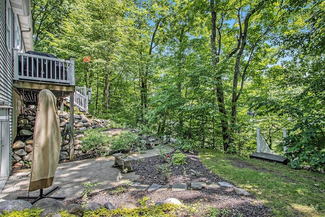 3314 Westview Ct, Allegan, MI 49010 - view of yard featuring stairs