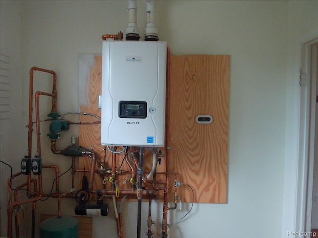 38014 Mallast St, Harrison Township, MI 48045 - utility room featuring water heater