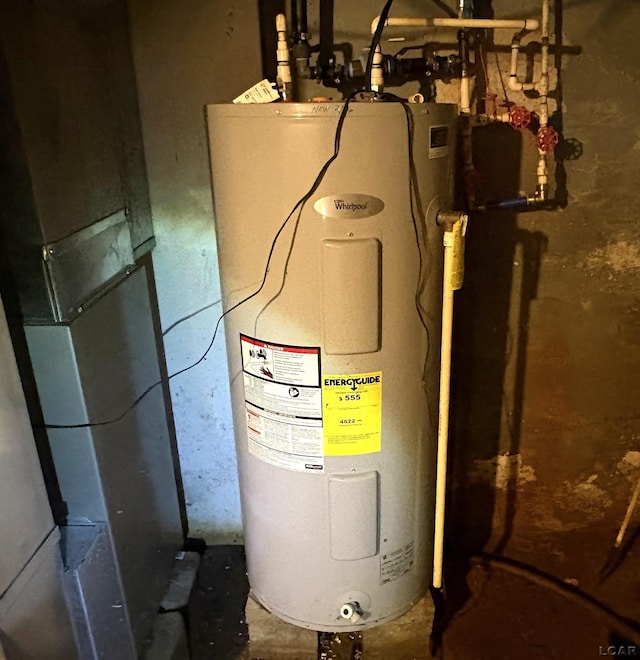 7408 Carleton Rd, Clayton, MI 49235 - utilities featuring electric water heater