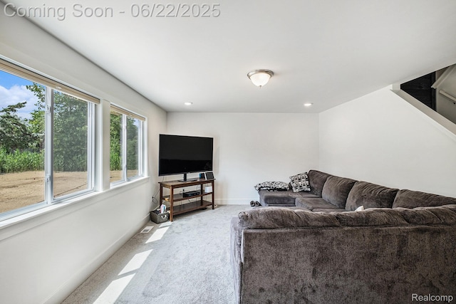 1013 Lancaster St, Lapeer, MI 48446 - carpeted living room featuring recessed lighting