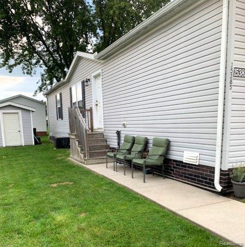 15385 Cartier, Clinton Township, MI 48038 - photo 2
